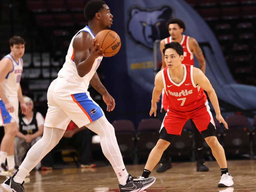 レイカーズ 八村塁が10得点 河村勇輝 Gリーグでダブルダブル 8