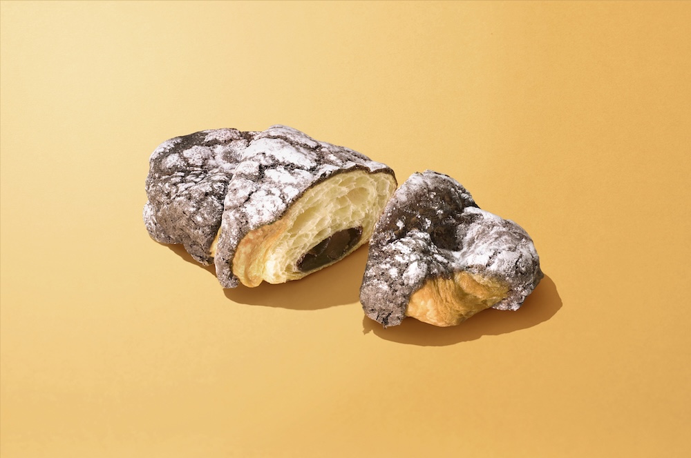 ファミマ チョコクロワッサン 9