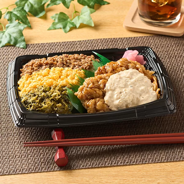 ファミマ チキン南蛮弁当 1