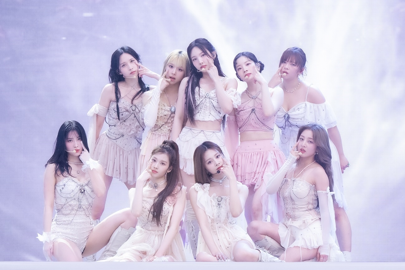TWICE 4