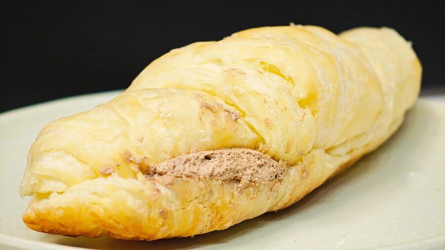 ファミマ 生チョコクロワッサン 7