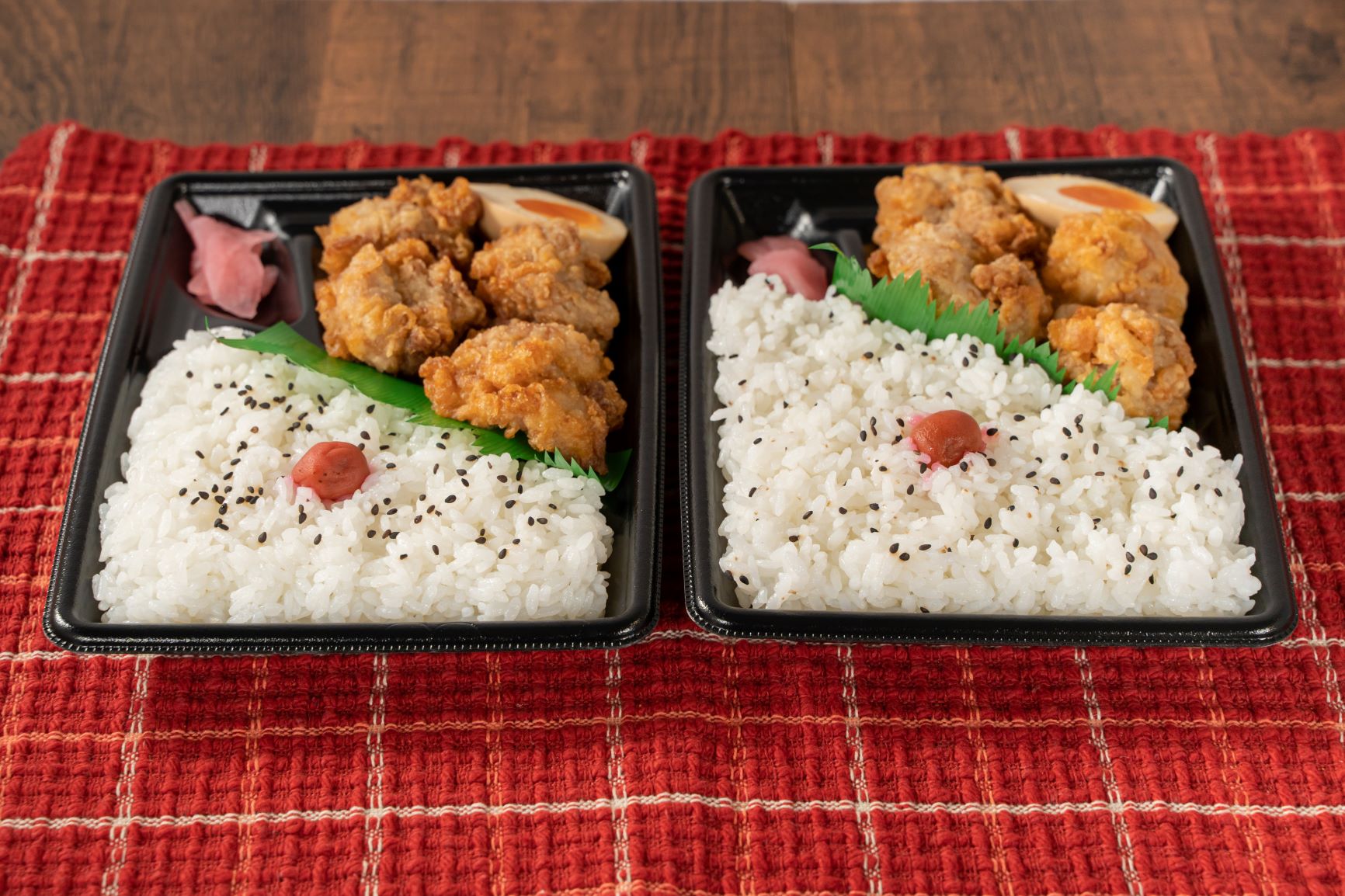 ファミマ 唐揚げ弁当 6