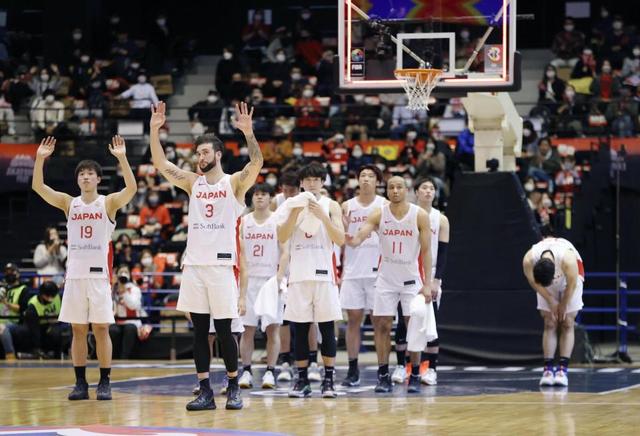 バスケ男子 日本は中国に敗れ2勝1敗 桶谷HCの初陣勝利で飾れず 5