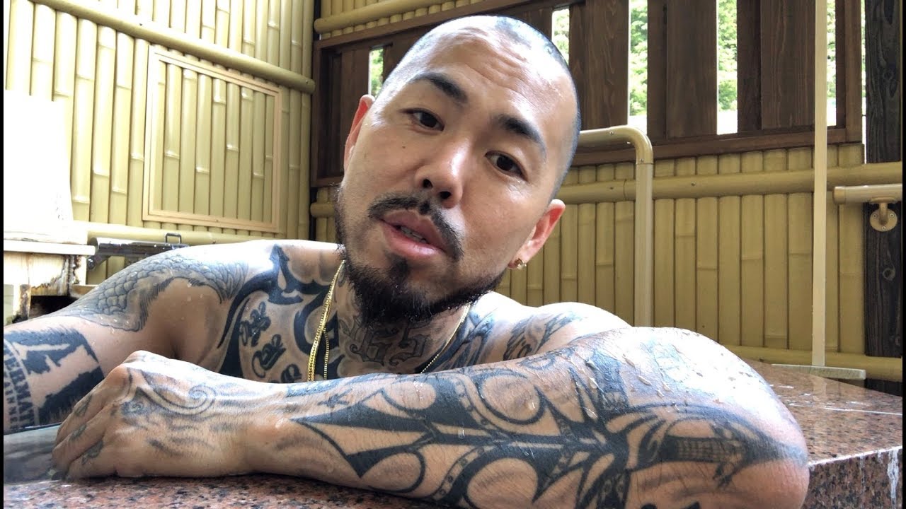 タトゥーのある人の温泉入浴 4