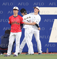 大谷翔平 WBC日本代表に合流 リラックスした表情見せる 9