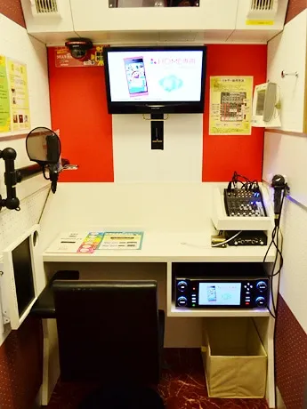 一人カラオケ 4