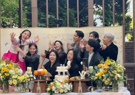 誕生日を盛大に祝う 4