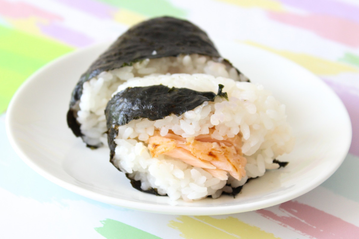 セブン 鮭おにぎり 4