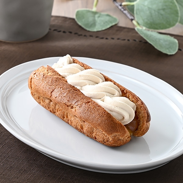 ファミマ エクレア 8