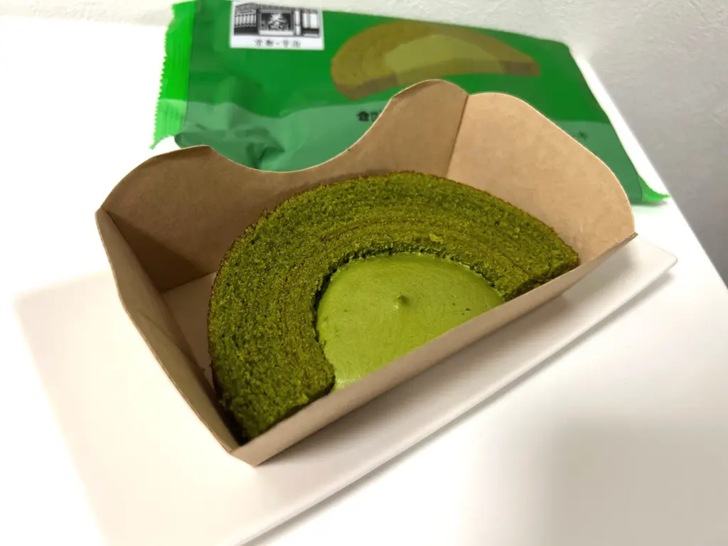 ローソン 抹茶バウム 4