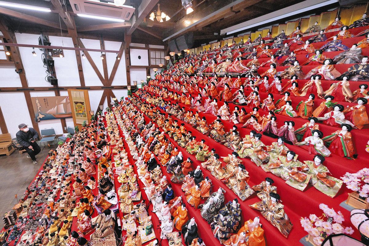 町家などに約1000体のひな人形を展示 広島 東広島 1