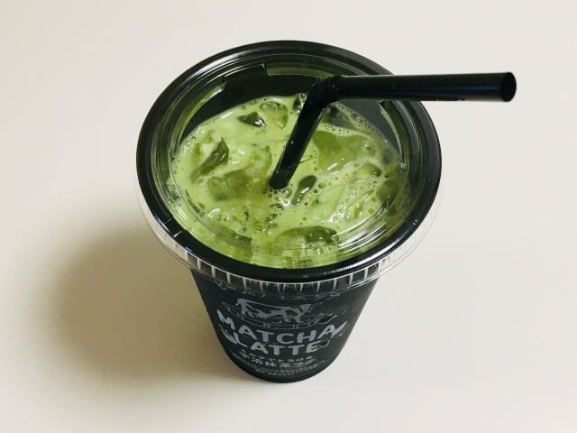 ファミマ 抹茶ラテ 8