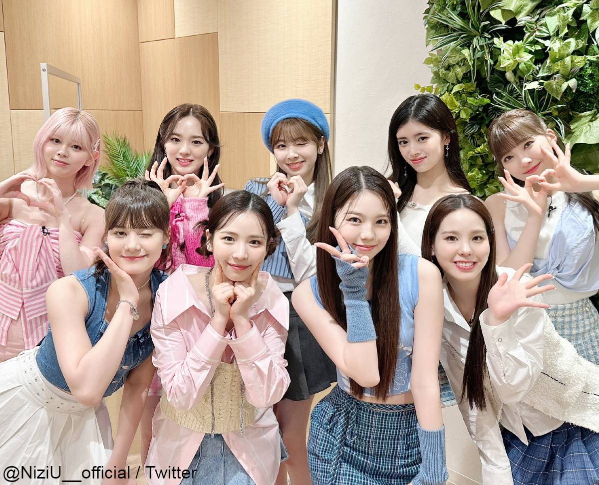 NiziU 2