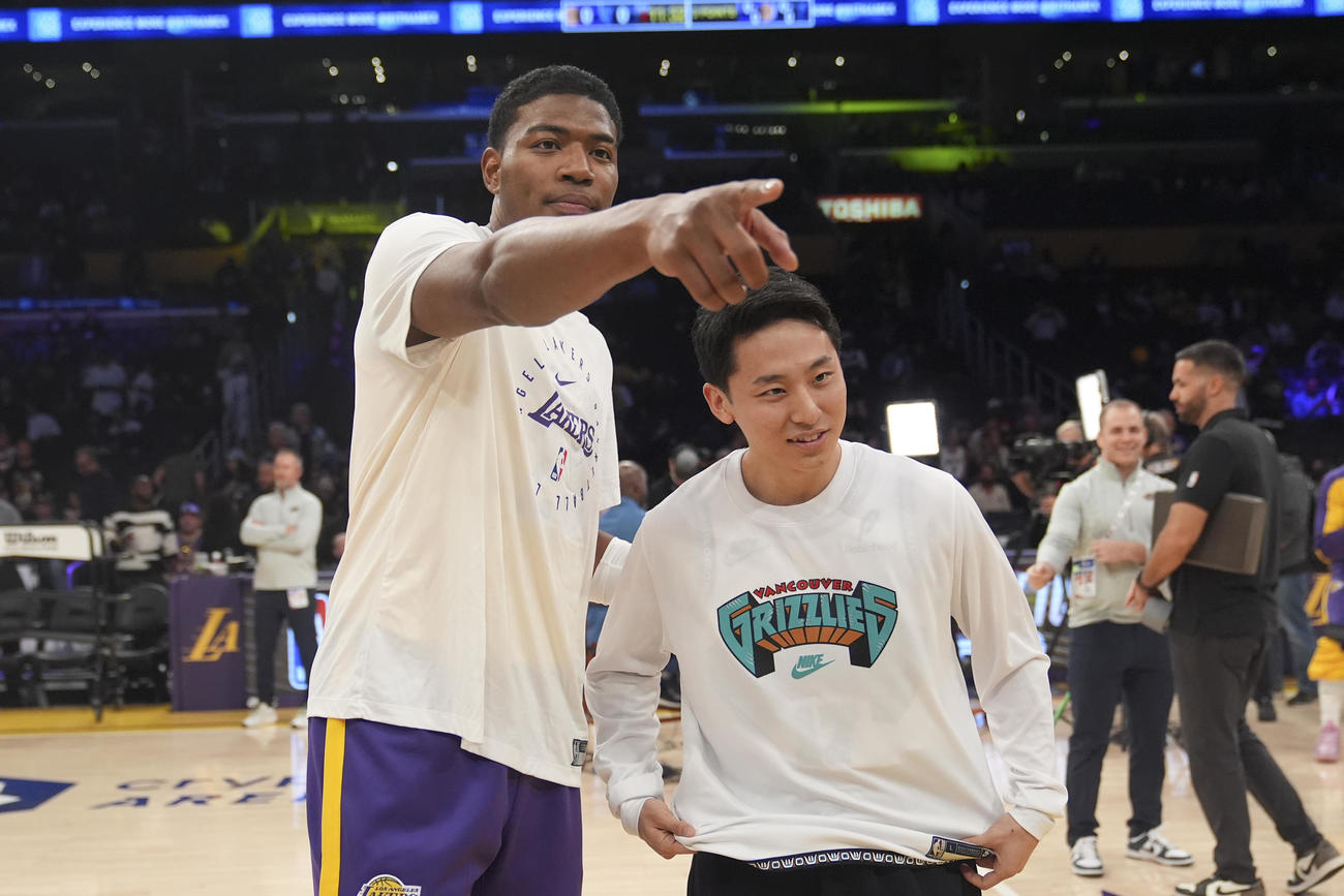 レイカーズ 八村塁が10得点 河村勇輝 Gリーグでダブルダブル 7