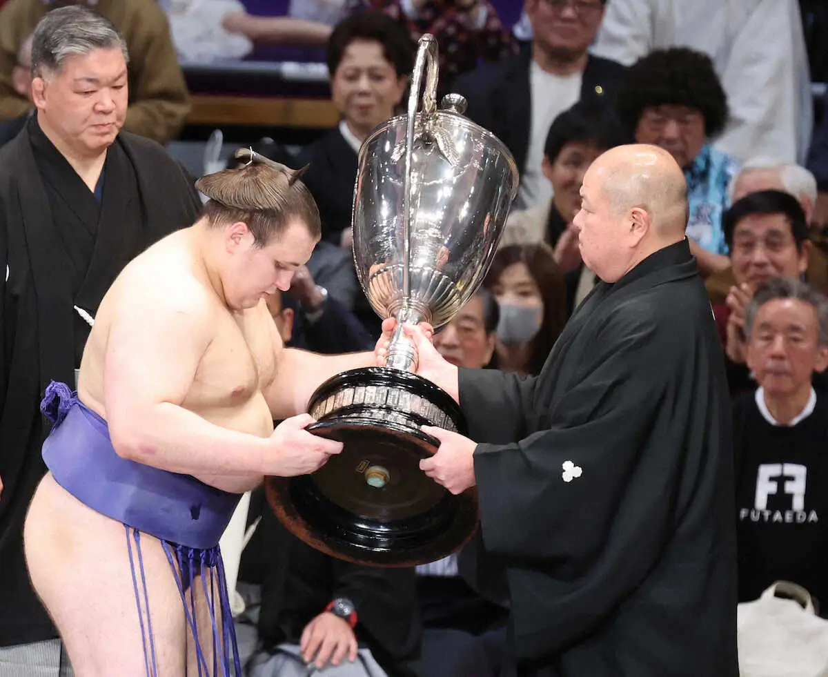 横綱昇進に挑む大関 安青錦が意気込み “いい状態で���所に” 2