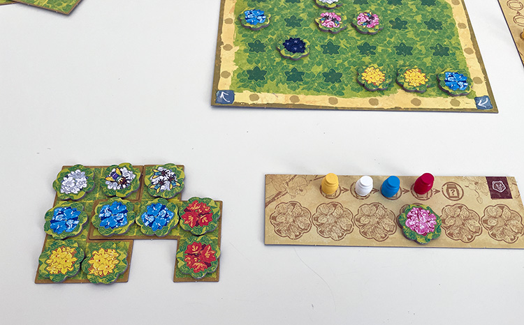 Queenzle - Queen Puzzle Game 9